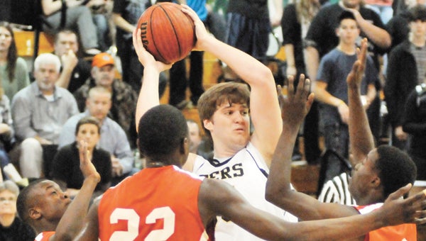 Straughn’s Hobie Hughes had 10 points and six rebounds Friday. | File photo