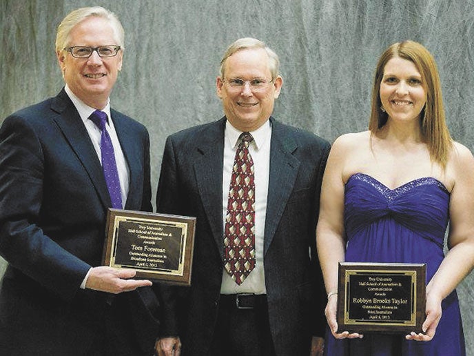 Shown are Opp native Tom Foreman,  the 2013 Outstanding Broadcast Alumnus of the year; Director of the Hall School of Journalism Dr. Steve Padgett; and Robbyn Taylor, Outstanding Print Alumna. 