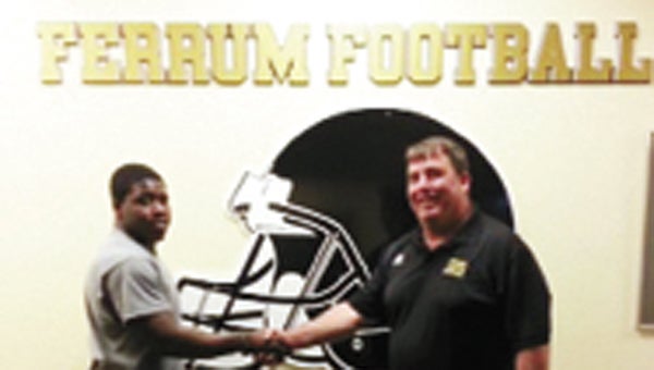 Monte Lee will play football for Ferrum College.