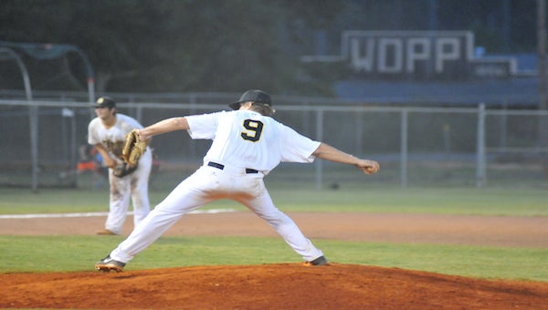 Opp's Russell Moseley put together six good innings earlier tonight to help lead the Majors past Greenville. | Andrew Garner/Star-News